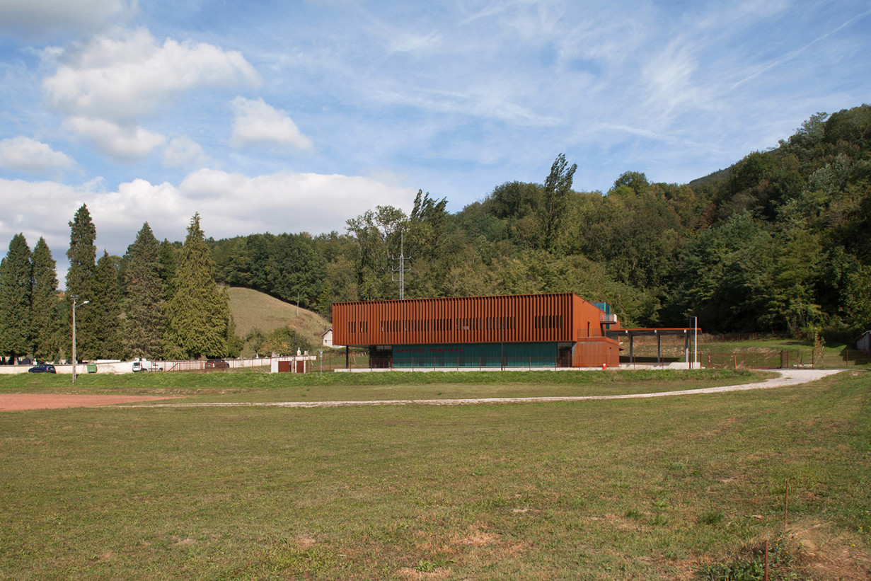 jerome-ricolleau-photographe-architecture-lyon-Composite-grenoble-sdis-caserne-pompiers-seyssel-2
